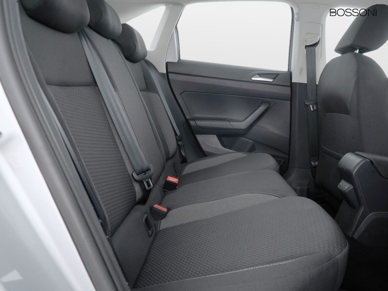 9 - Volkswagen Taigo 1.0 tsi 115cv life