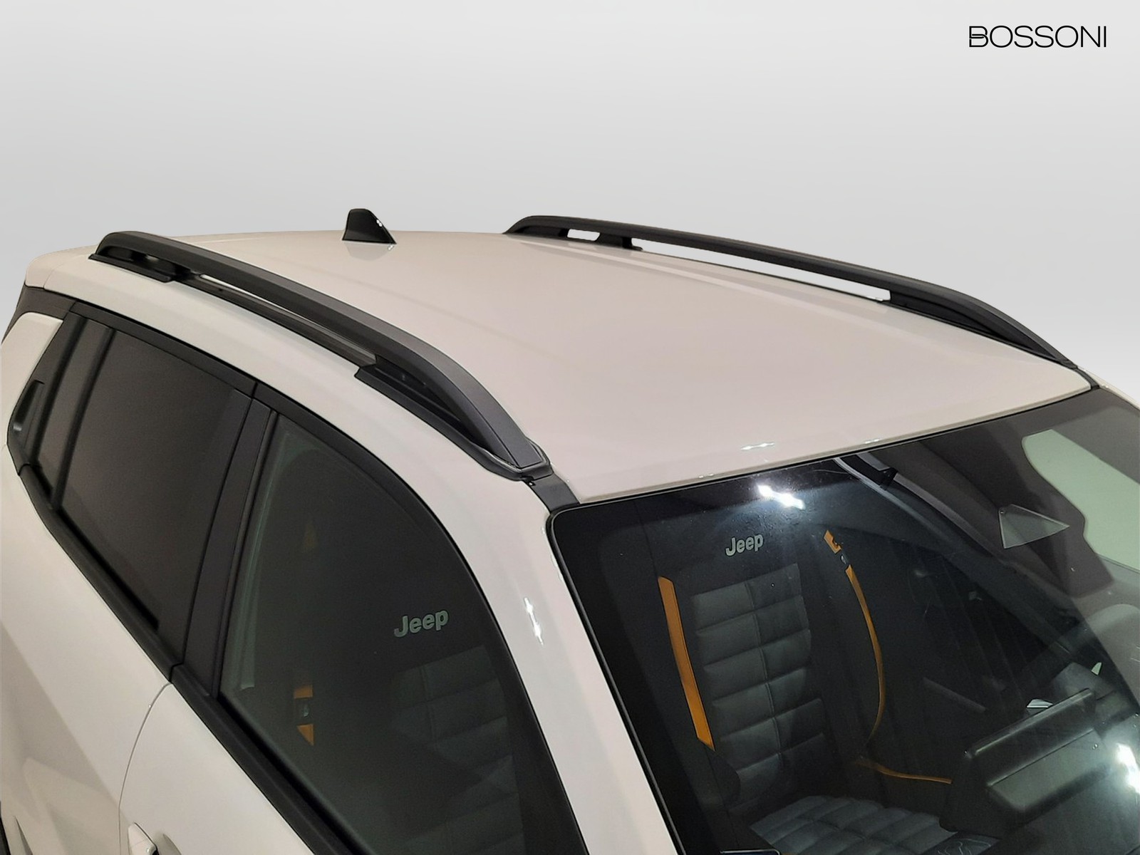 29 - Jeep Avenger 1.2 turbo e-hybrid mhev 145cv the north face 4xe