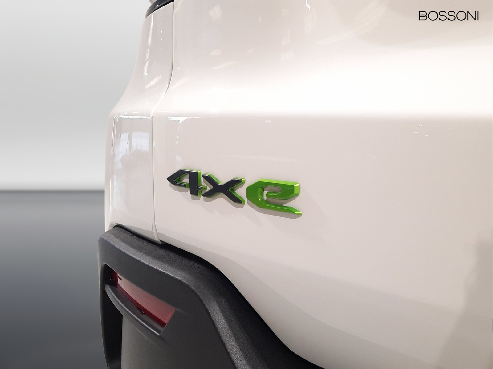 30 - Jeep Avenger 1.2 turbo e-hybrid mhev 145cv the north face 4xe