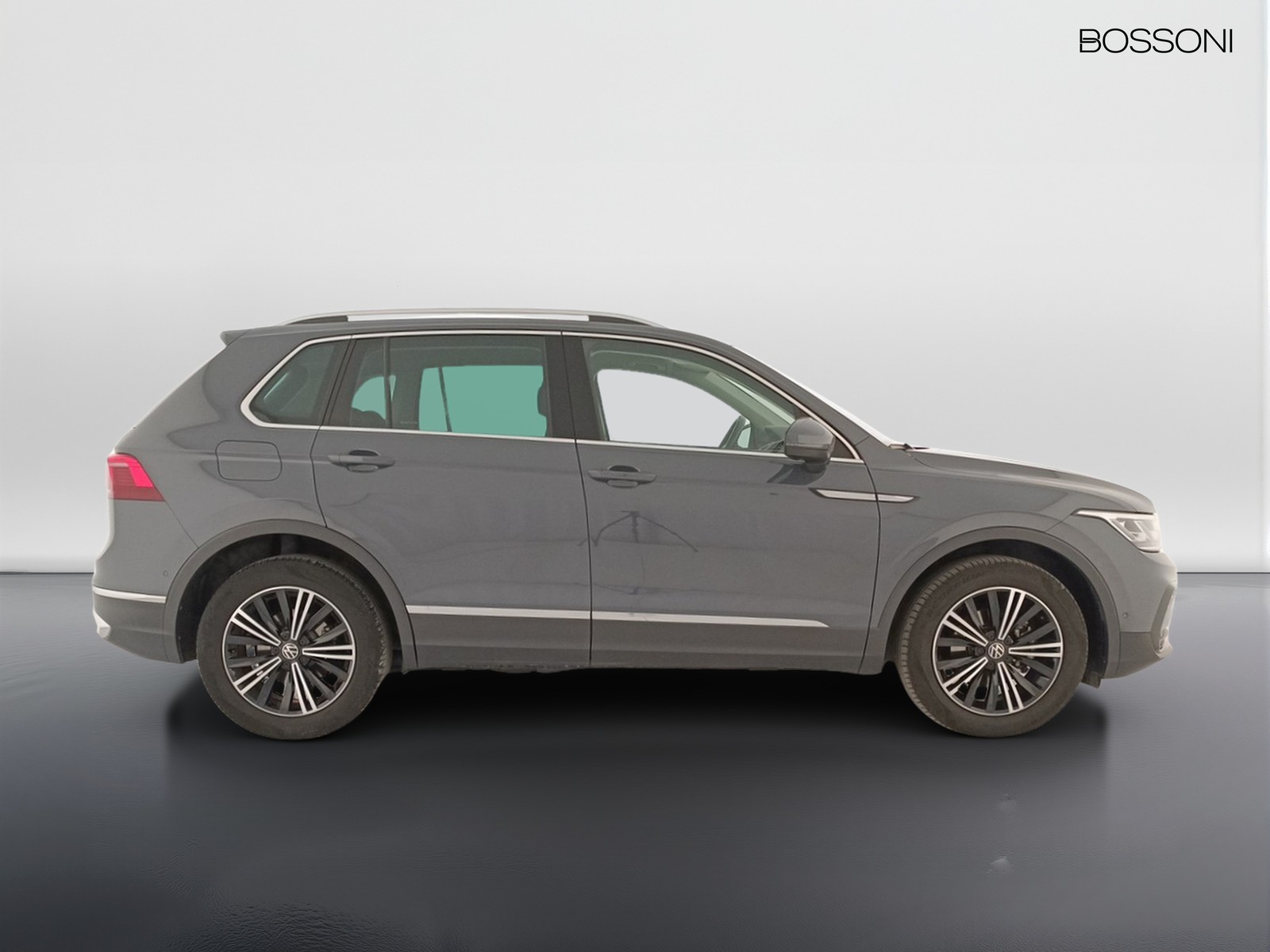 3 - Volkswagen Tiguan 1.5 tsi act 150cv elegance dsg