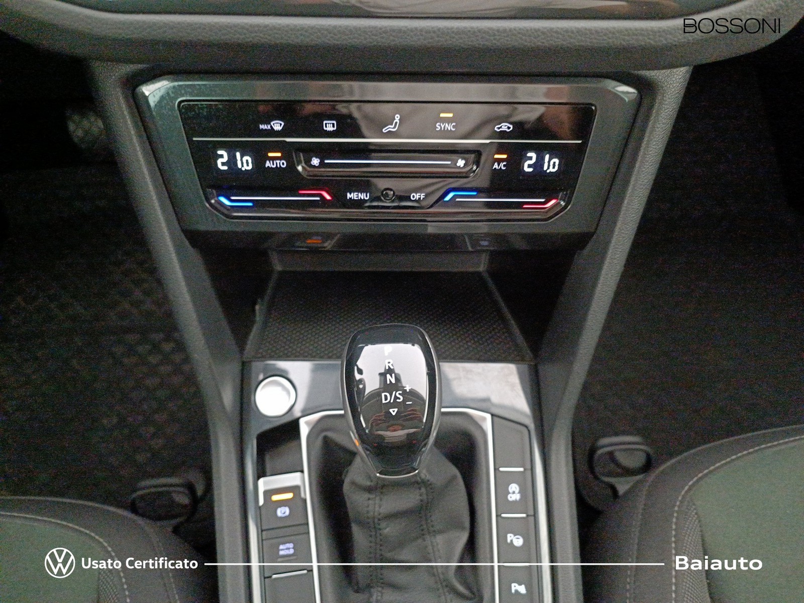 11 - Volkswagen Tiguan 1.5 tsi act 150cv elegance dsg