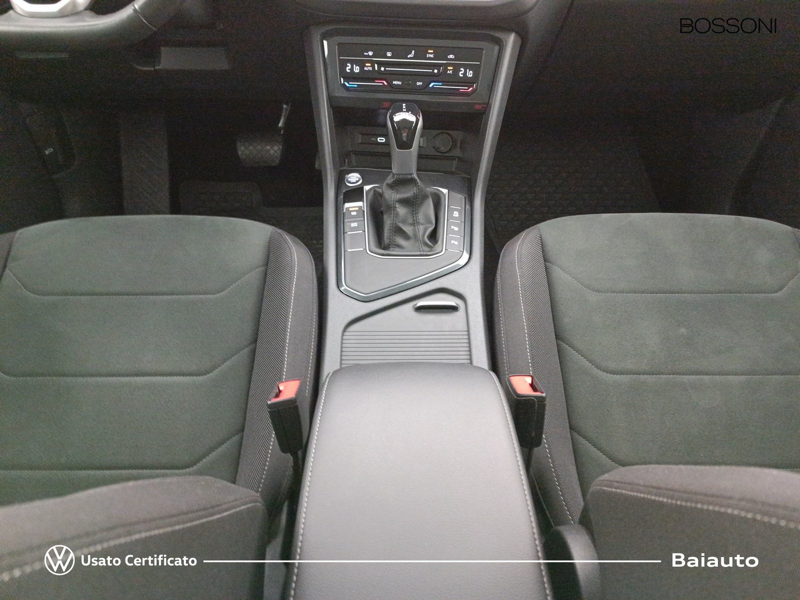 14 - Volkswagen Tiguan 1.5 tsi act 150cv elegance dsg
