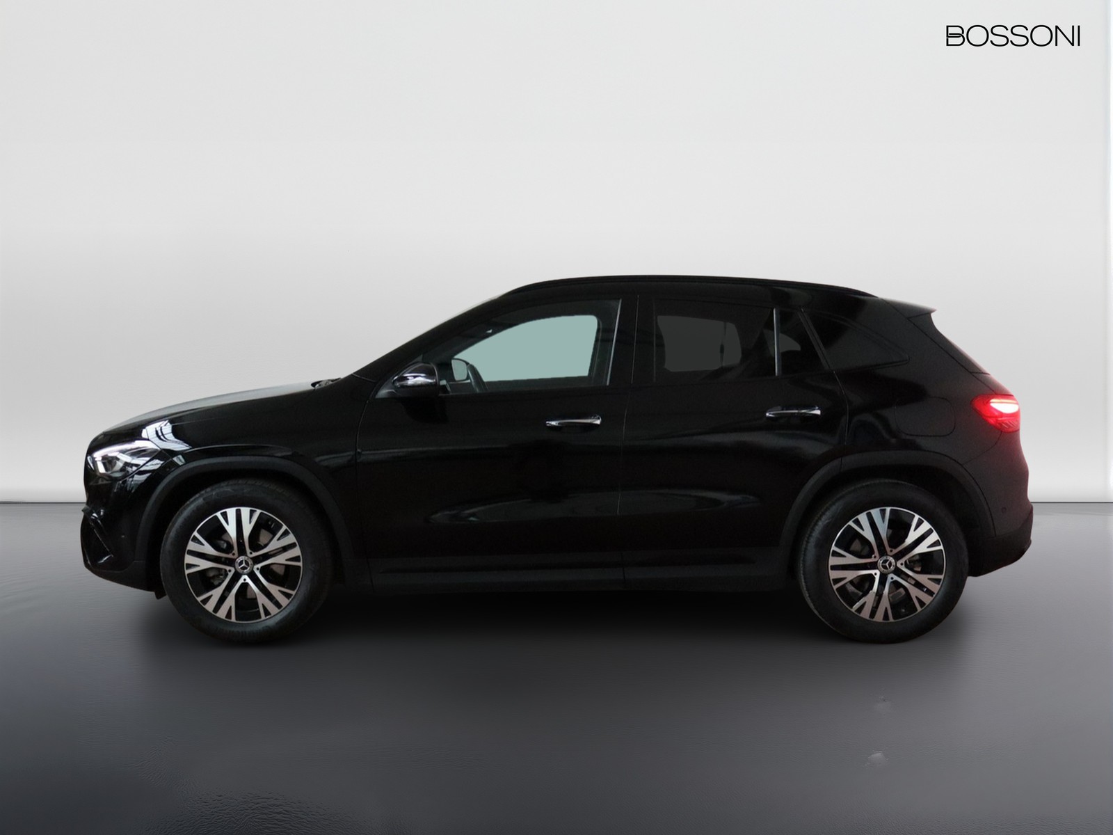 3 - Mercedes GLA 180 d progressive advanced plus 8g-dct