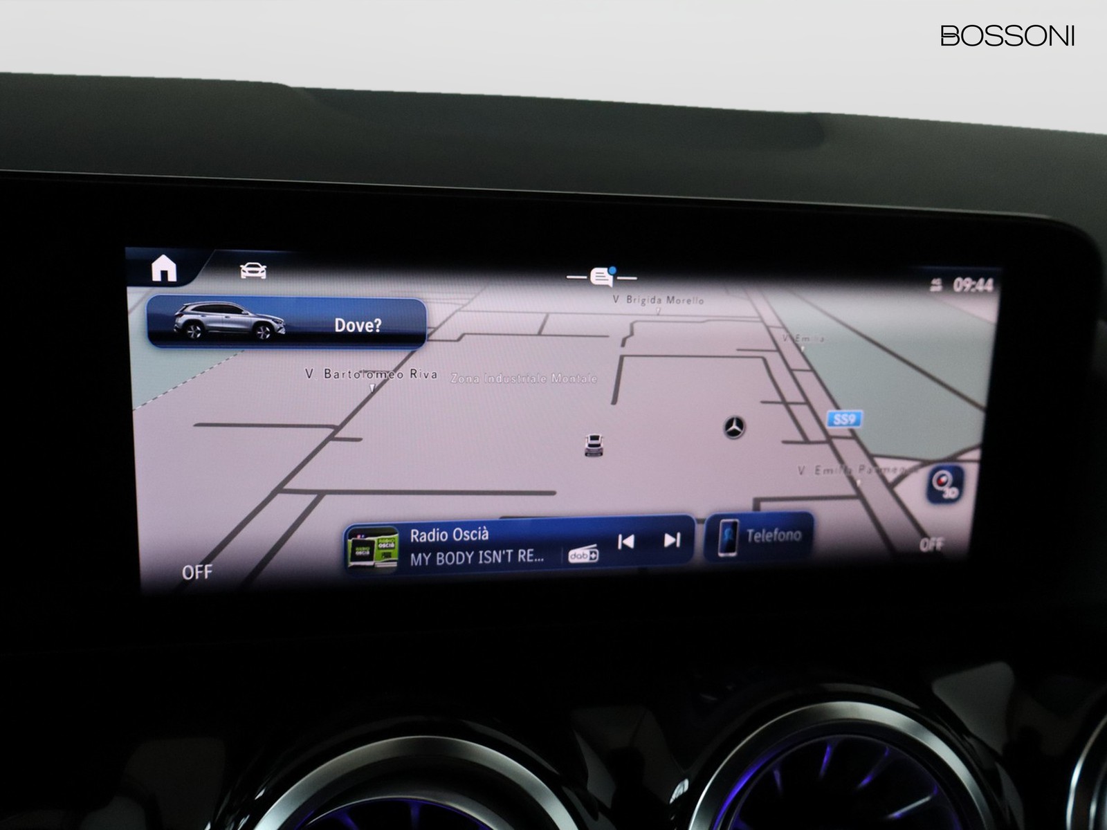 10 - Mercedes GLA 180 d progressive advanced plus 8g-dct