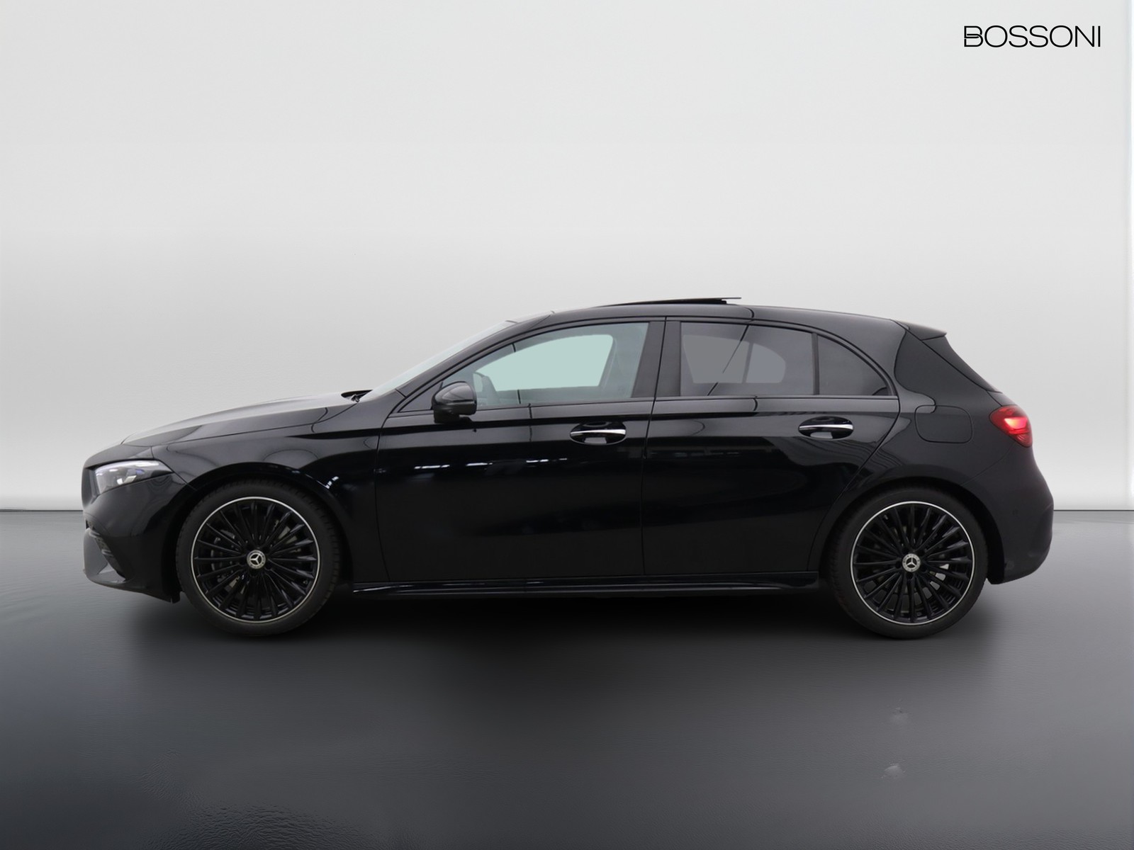 3 - Mercedes Classe A 250 amg line premium 4matic speedshift dct amg 8g