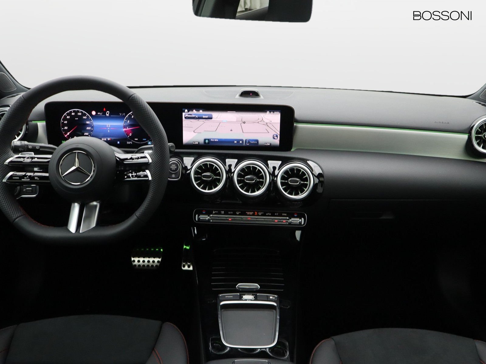 14 - Mercedes Classe A 250 amg line premium 4matic speedshift dct amg 8g