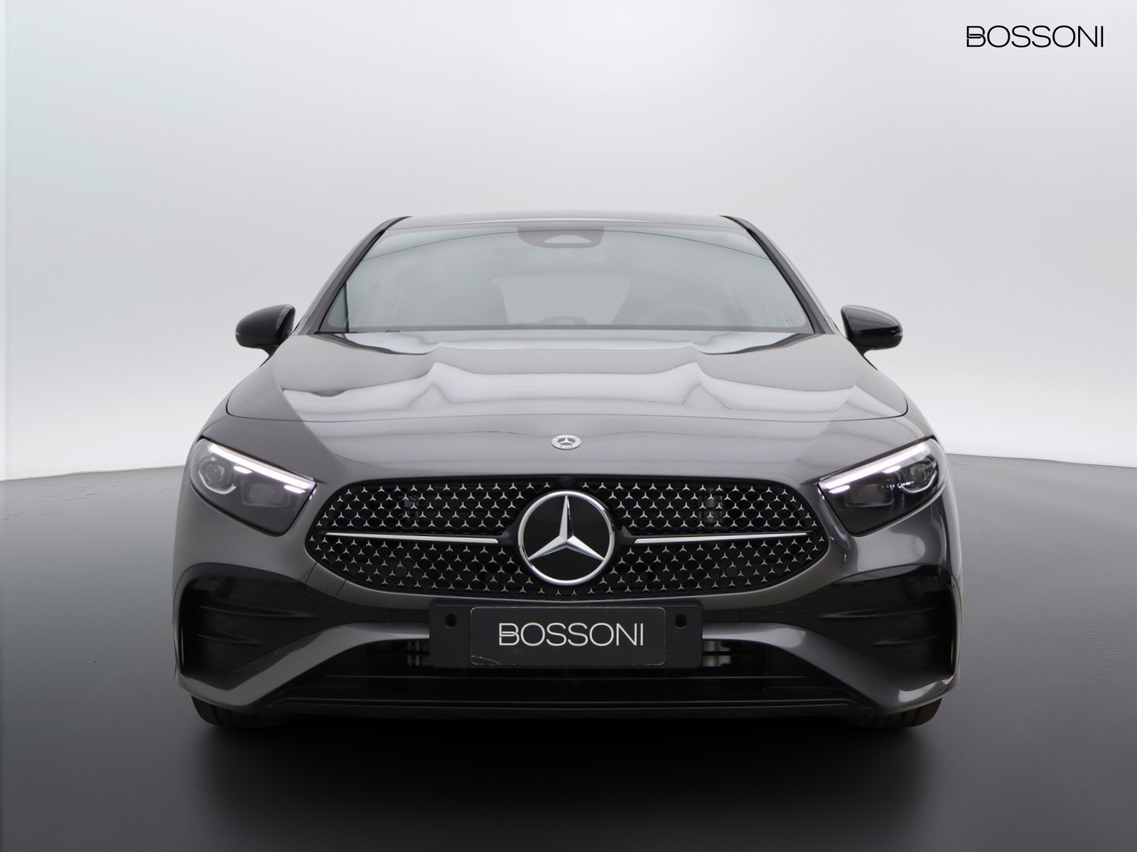 2 - Mercedes Classe A 180 d amg line extra speedshift dct amg 8g