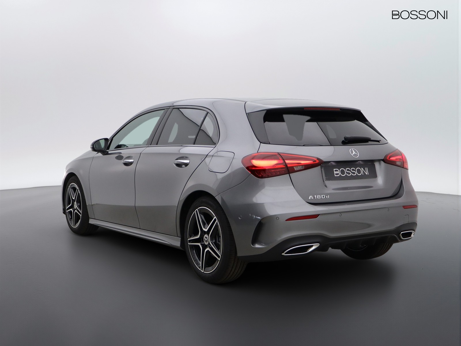 5 - Mercedes Classe A 180 d amg line extra speedshift dct amg 8g