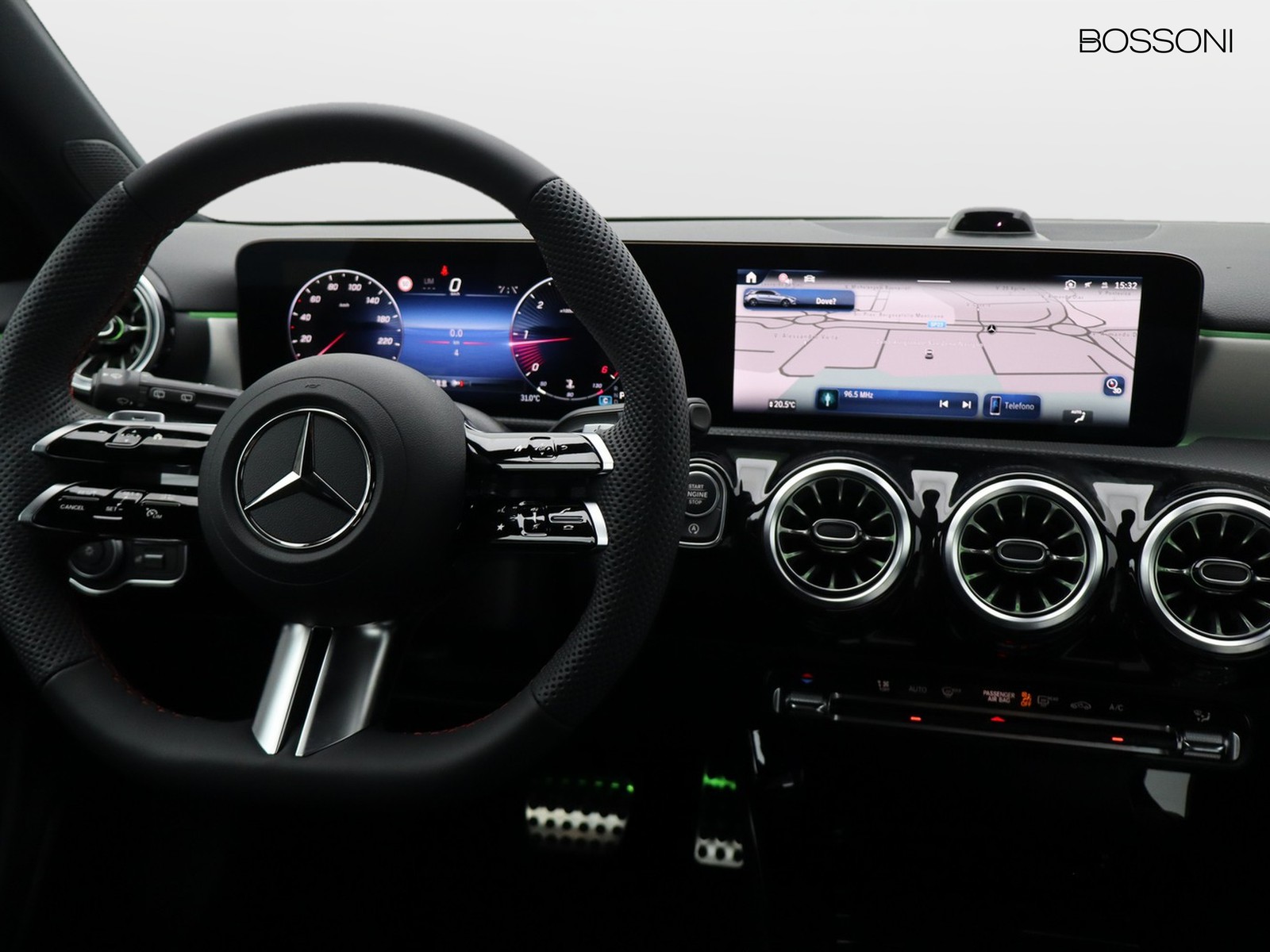 12 - Mercedes Classe A 180 d amg line extra speedshift dct amg 8g