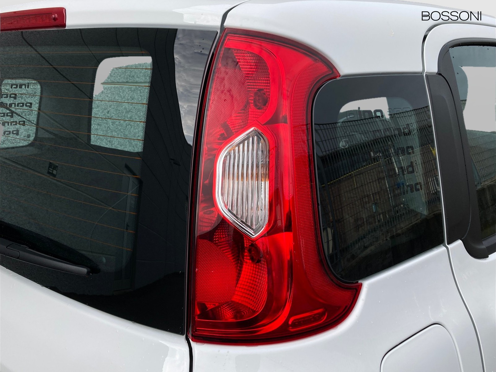 17 - Fiat Pandina 1.0 firefly hybrid 65cv pop s&s