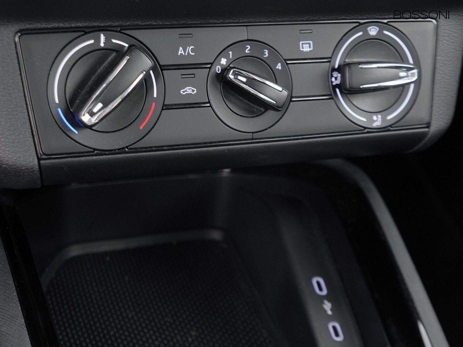 23 - Skoda Kamiq 1.0 g-tec 90cv ambition