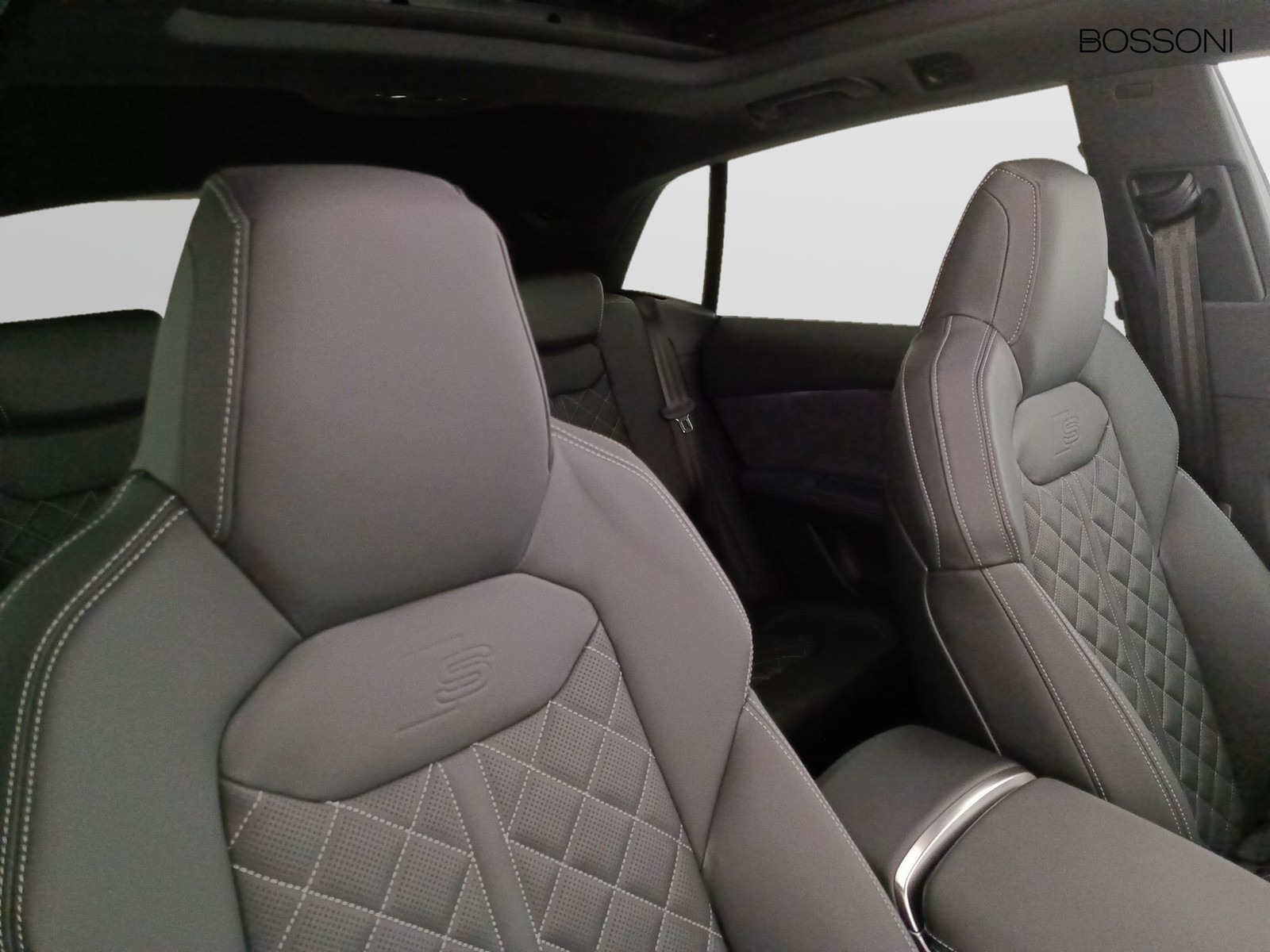 24 - Audi Q8 3.0 v6 tdi mhev 286cv s line edition quattro tiptronic