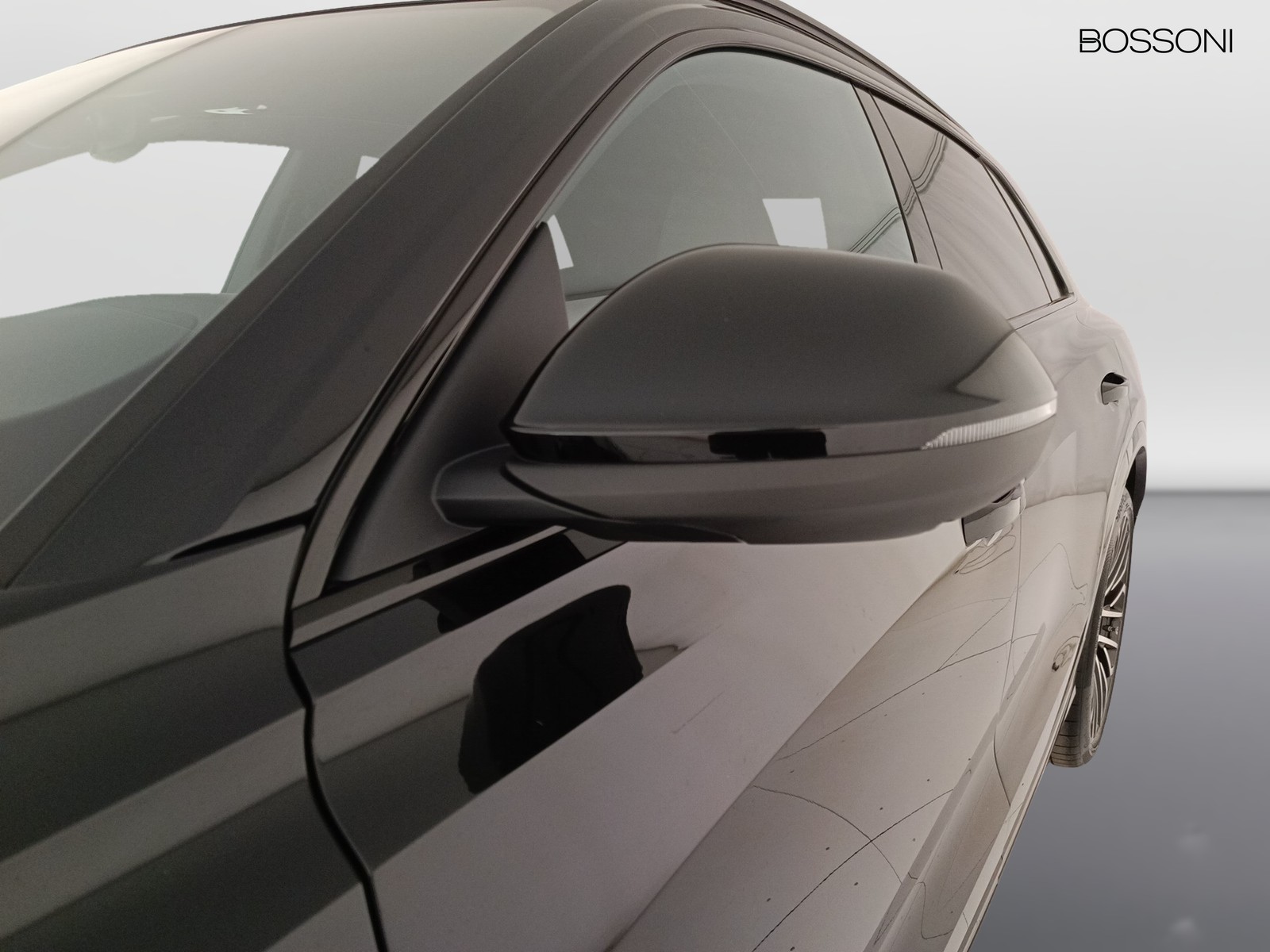 28 - Audi Q8 3.0 v6 tdi mhev 286cv s line edition quattro tiptronic