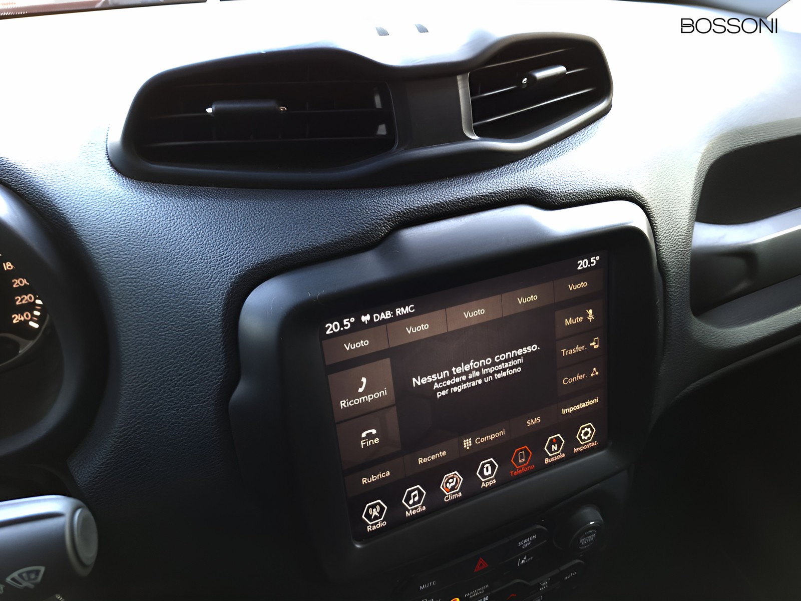 16 - Jeep Renegade 1.5 turbo t4 mhev 130cv limited 2wd