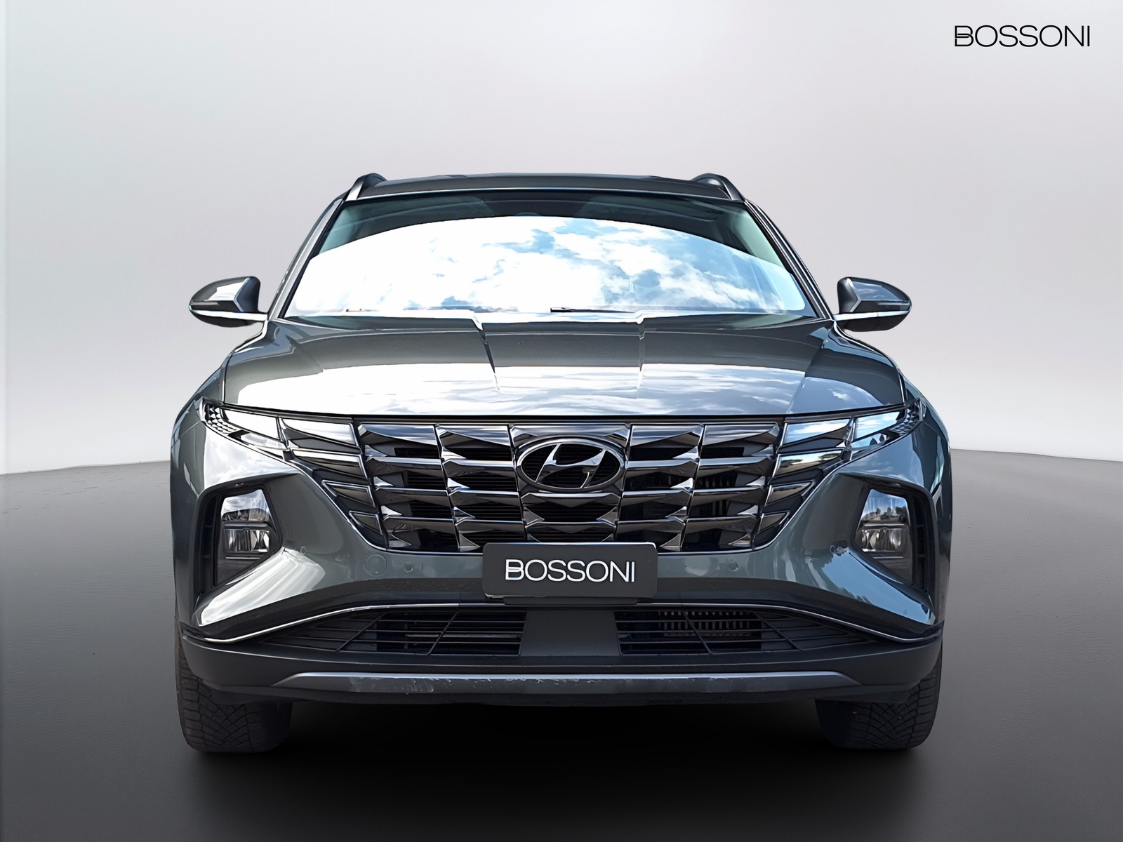 2 - Hyundai Tucson 1.6 hev exellence 2wd at