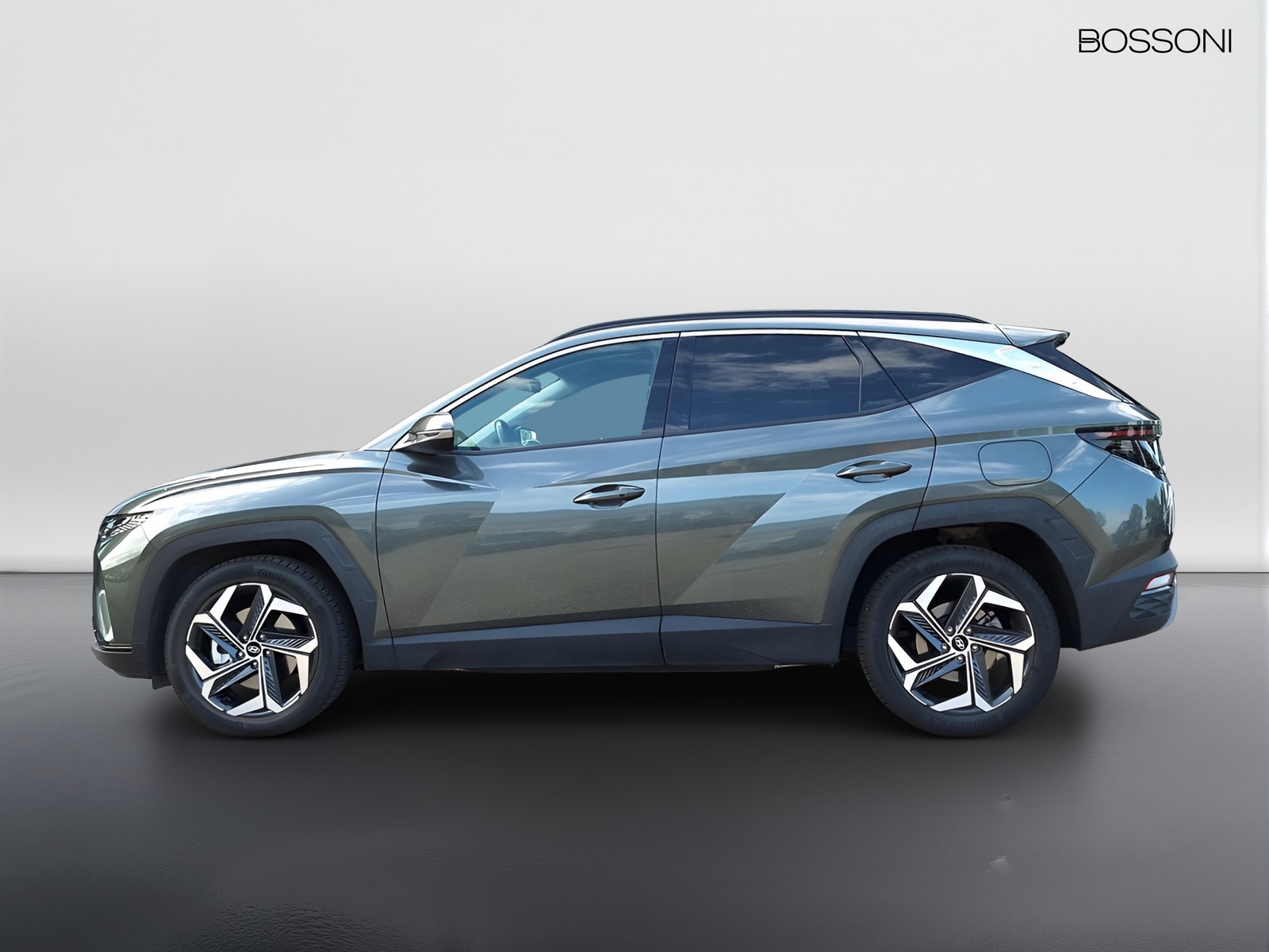 4 - Hyundai Tucson 1.6 hev exellence 2wd at
