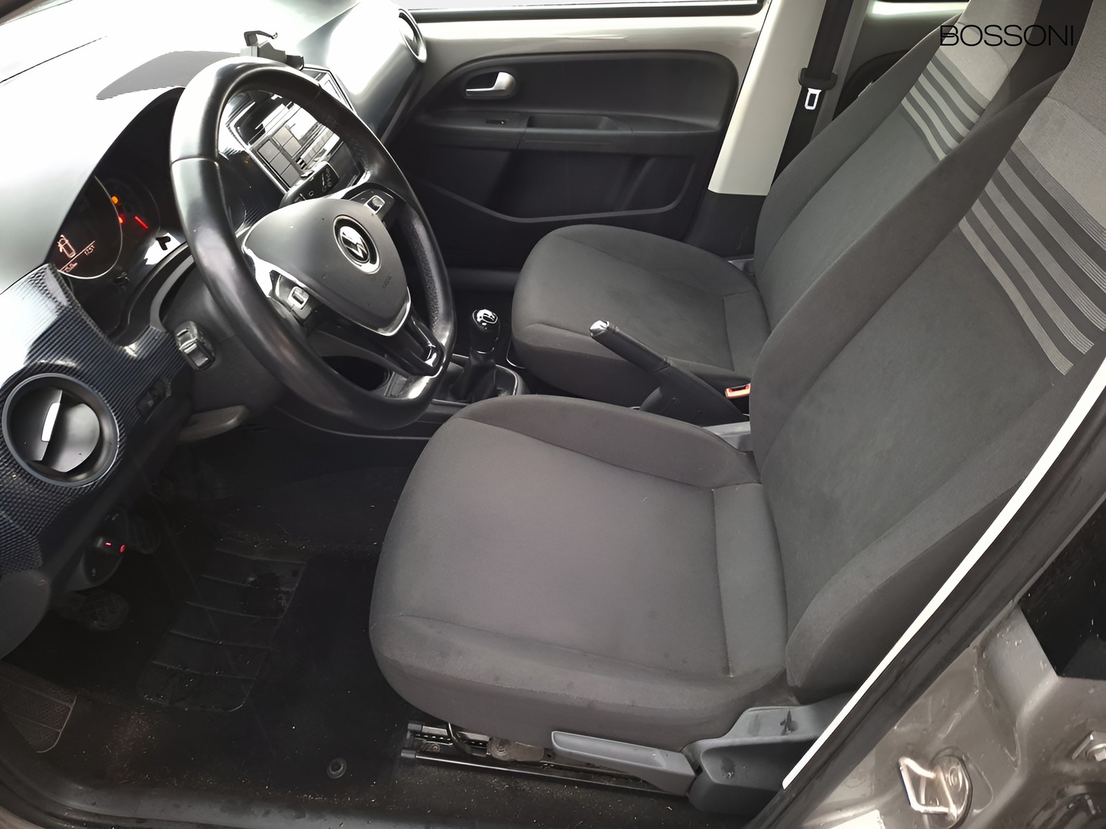 12 - Volkswagen up! 5 porte 1.0 evo 65cv move up!