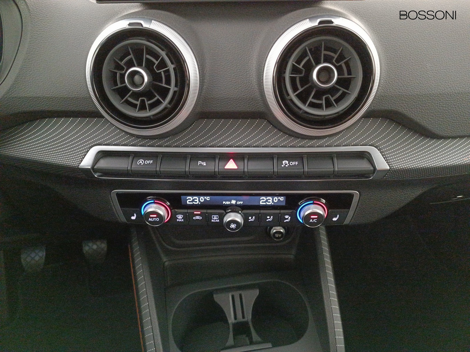 12 - Audi Q2 30 1.0 tfsi 116cv business advanced