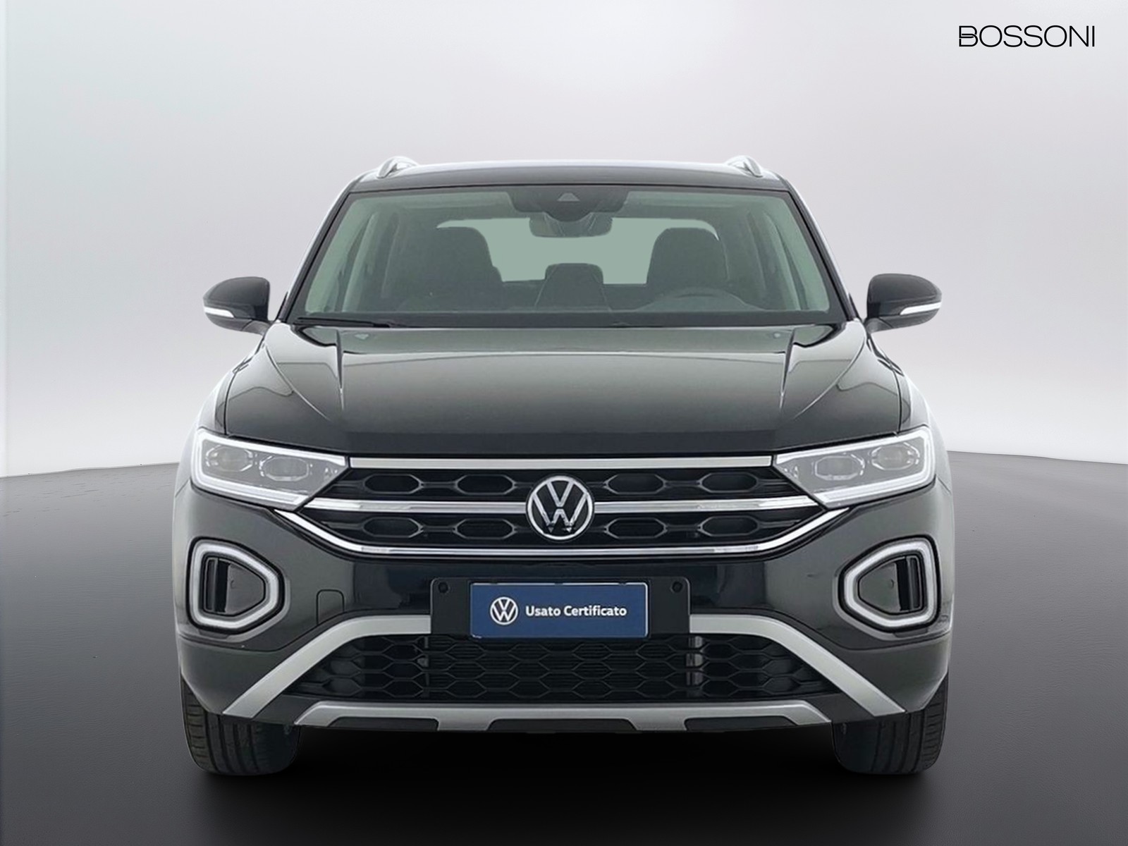 2 - Volkswagen T-Roc 1.0 tsi 110cv style