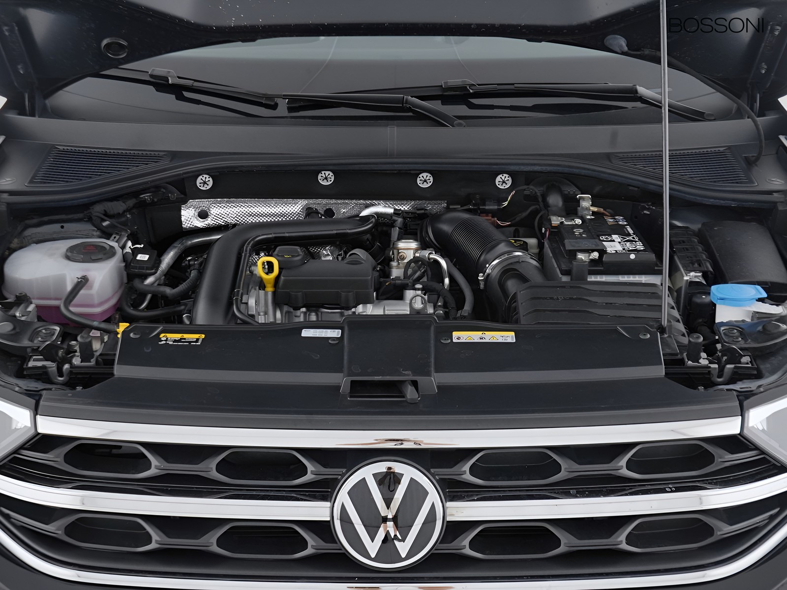 11 - Volkswagen T-Roc 1.0 tsi 110cv style