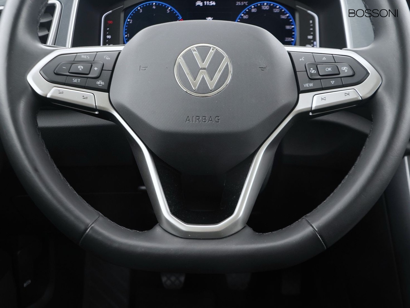 15 - Volkswagen T-Roc 1.0 tsi 110cv style