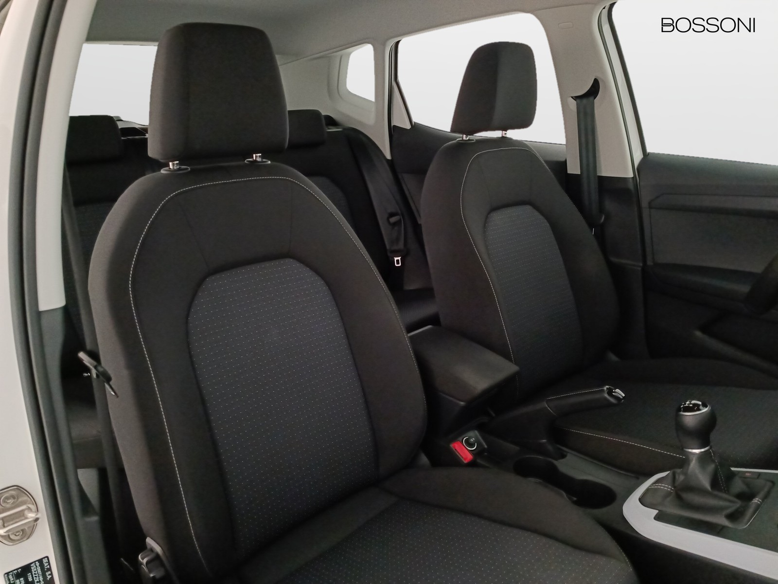 18 - SEAT Arona 1.0 tgi 90cv style