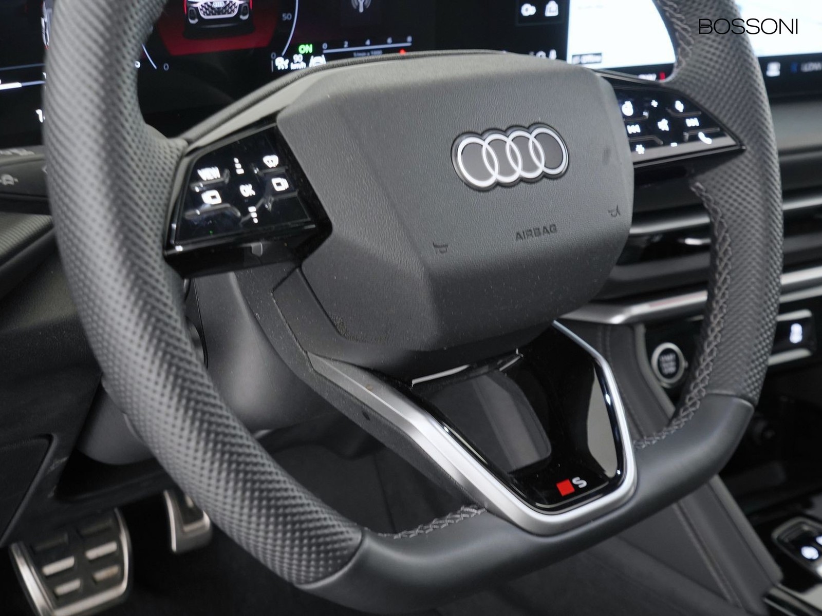 28 - Audi Q5 sportback 2.0 tfsi mhev+ 204cv s line edition quattro
