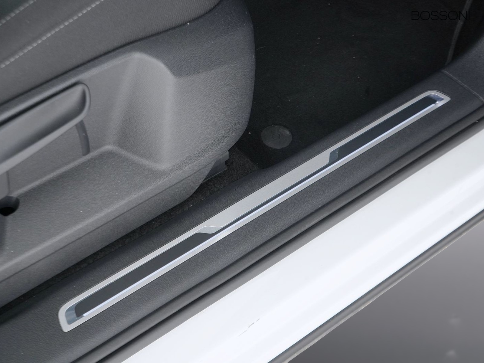 20 - Volkswagen Tiguan 2.0 tdi scr bluemotion 150cv advanced 4motion