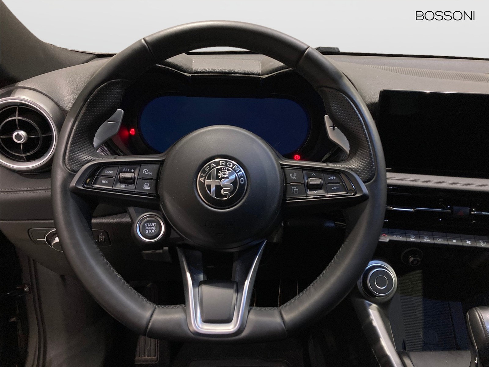 14 - Alfa Romeo Tonale 1.5 hybrid 130cv speciale tct7