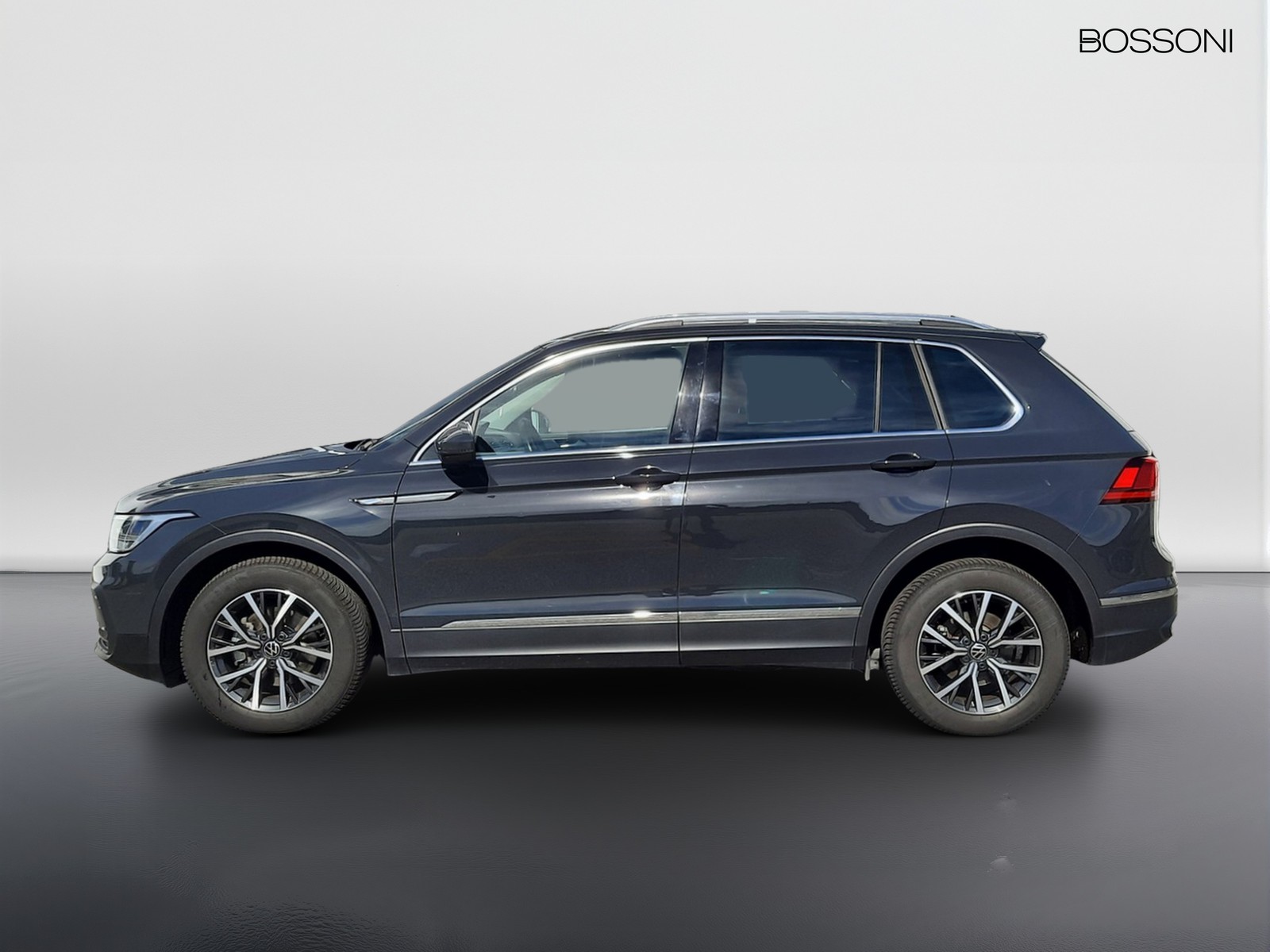 3 - Volkswagen Tiguan 2.0 tdi scr 150cv life dsg