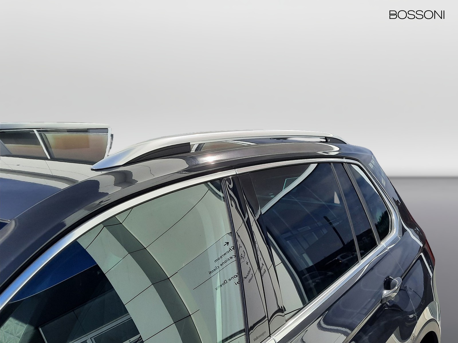 27 - Volkswagen Tiguan 2.0 tdi scr 150cv life dsg