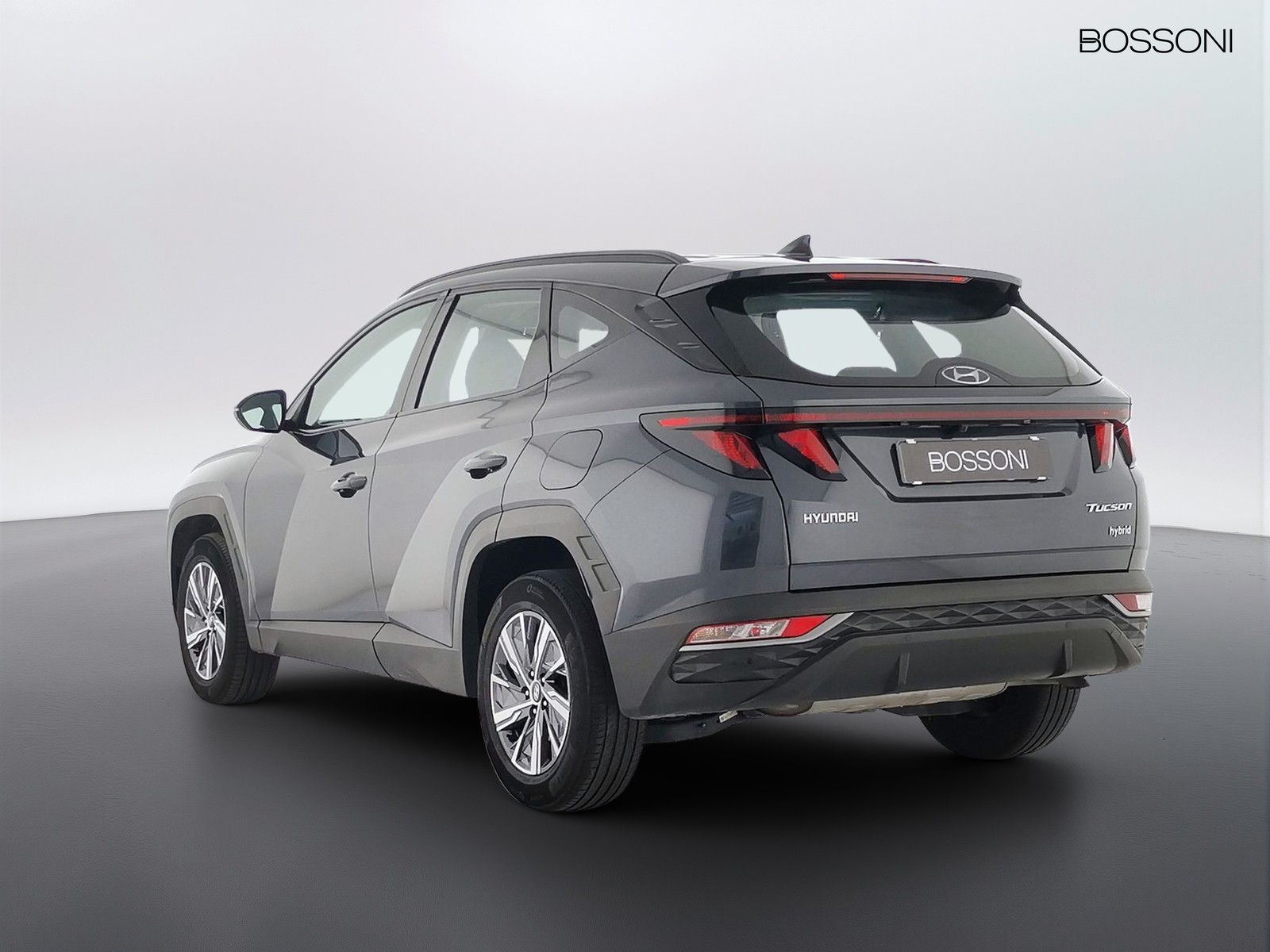 4 - Hyundai Tucson 1.6 hev xtech 2wd at