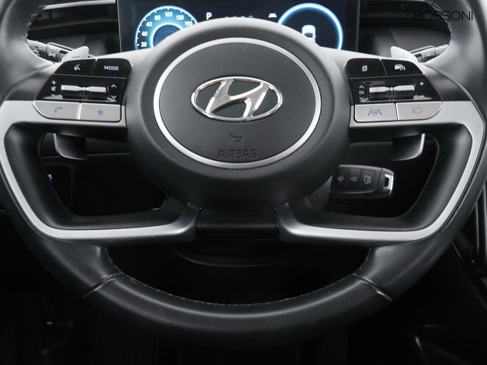 15 - Hyundai Tucson 1.6 hev xtech 2wd at
