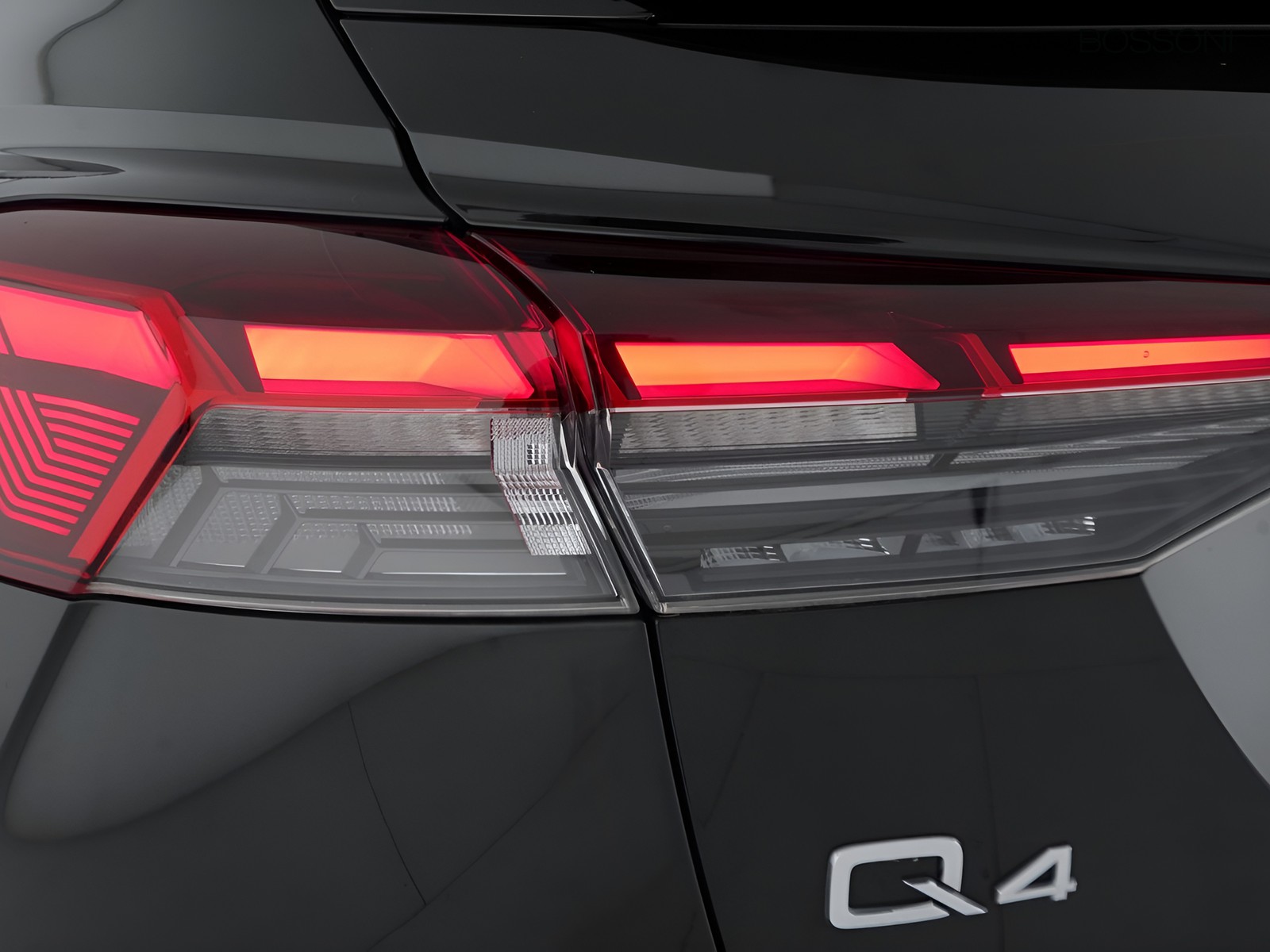 6 - Audi Q4 e-tron sportback e-tron 45 business