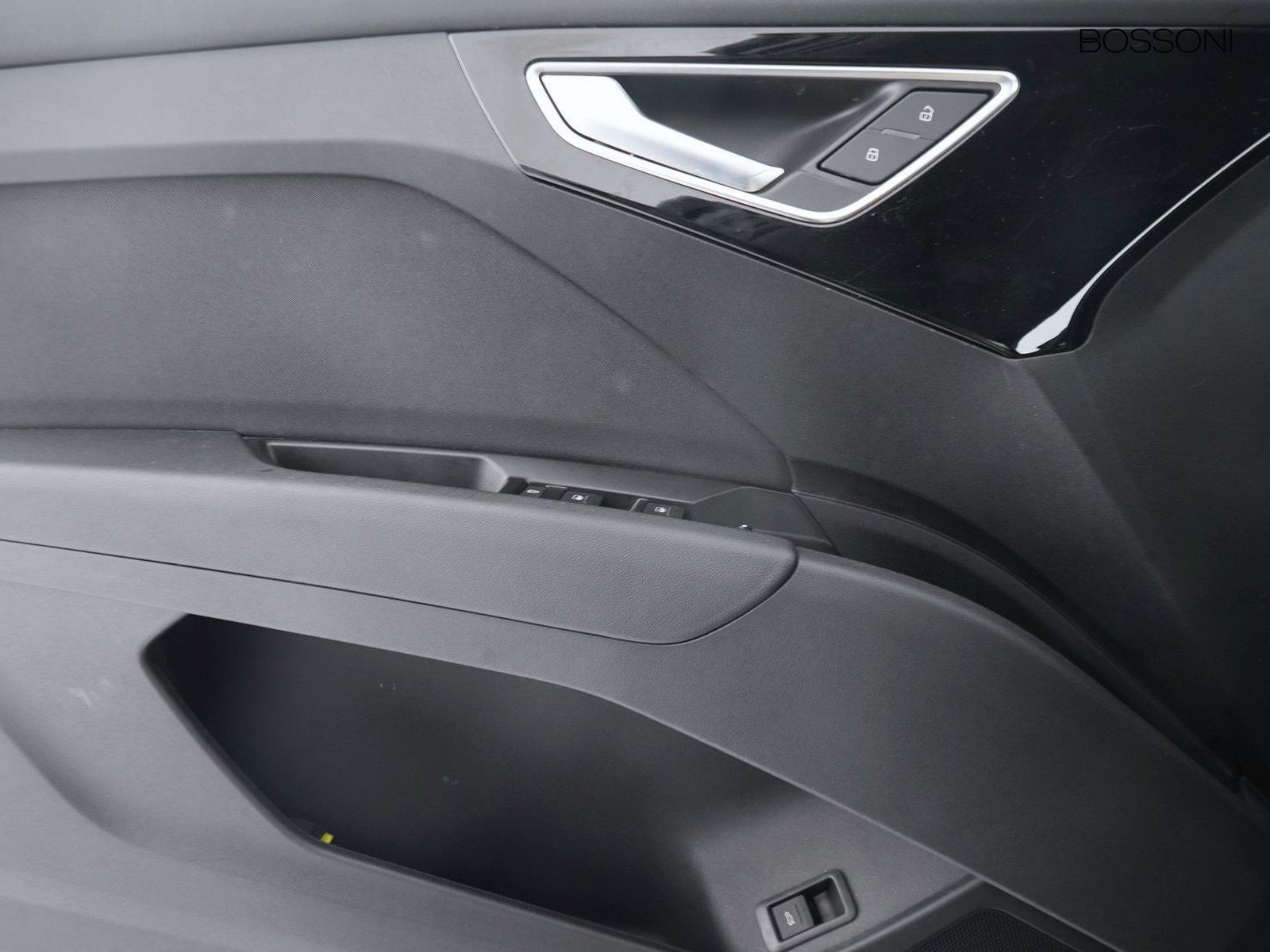 12 - Audi Q4 e-tron sportback e-tron 45 business