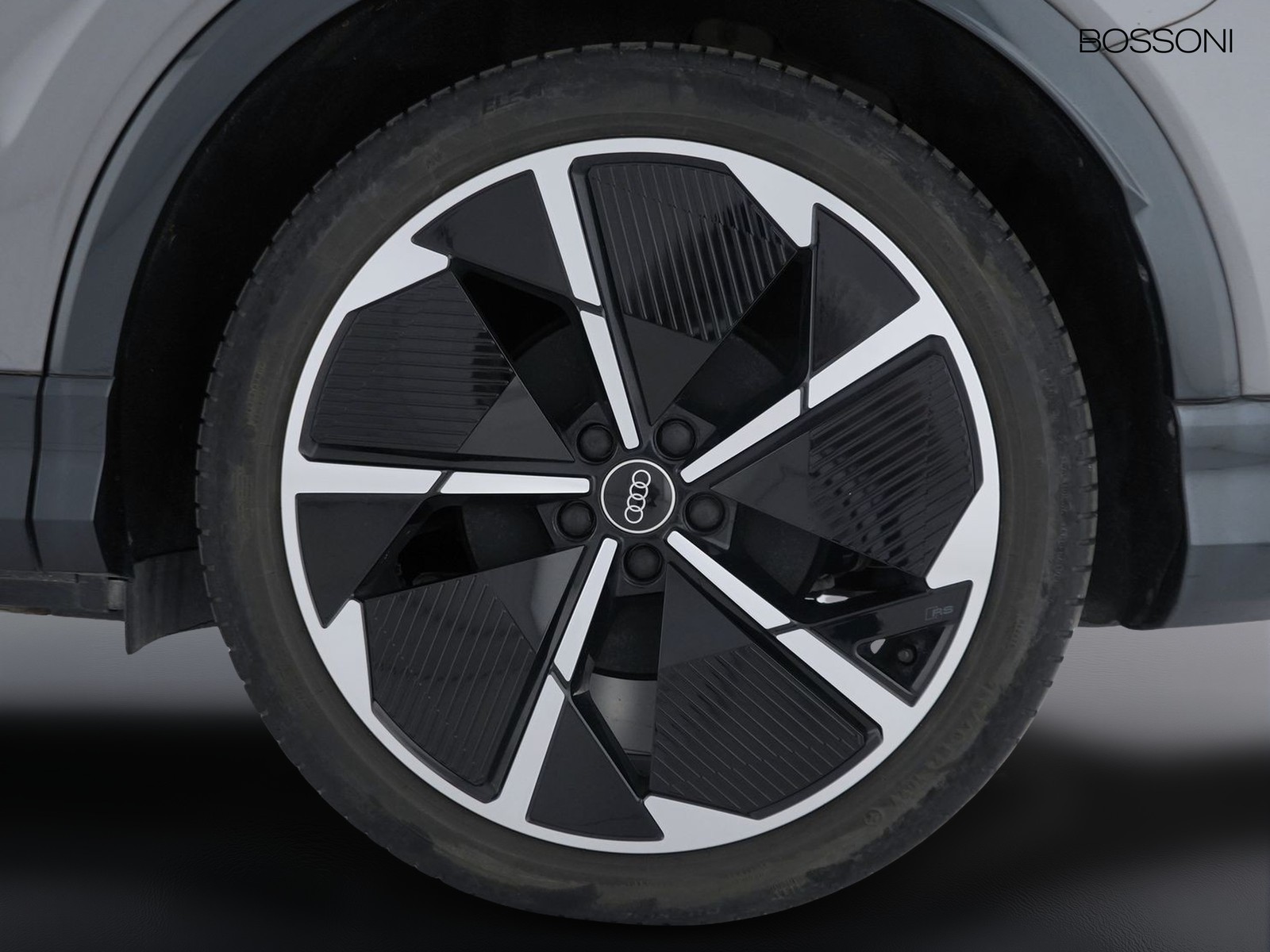 12 - Audi Q4 e-tron sportback e-tron 45 s line edition quattro