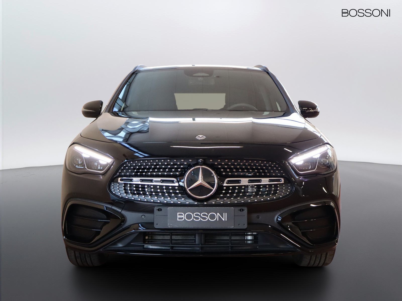 2 - Mercedes GLA 180 d amg line advanced plus 8g-dct