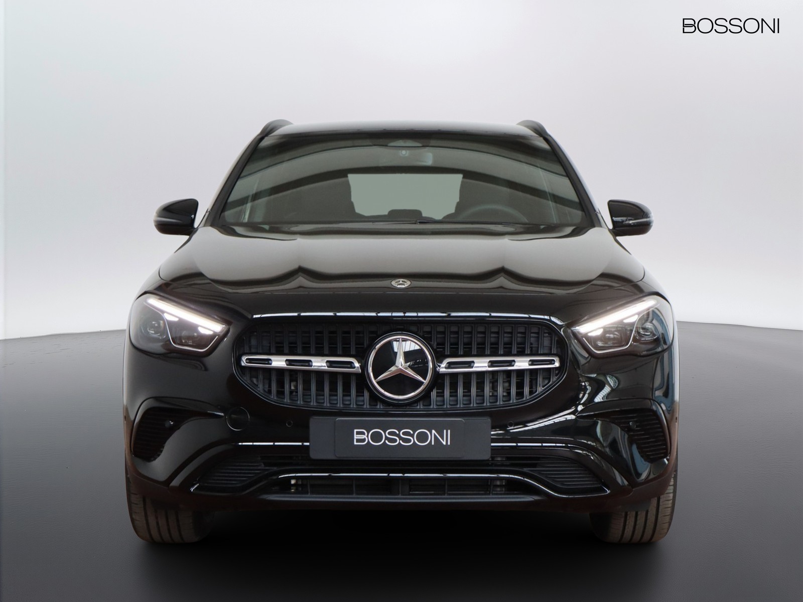 2 - Mercedes GLA 200 d progressive extra 8g-dct