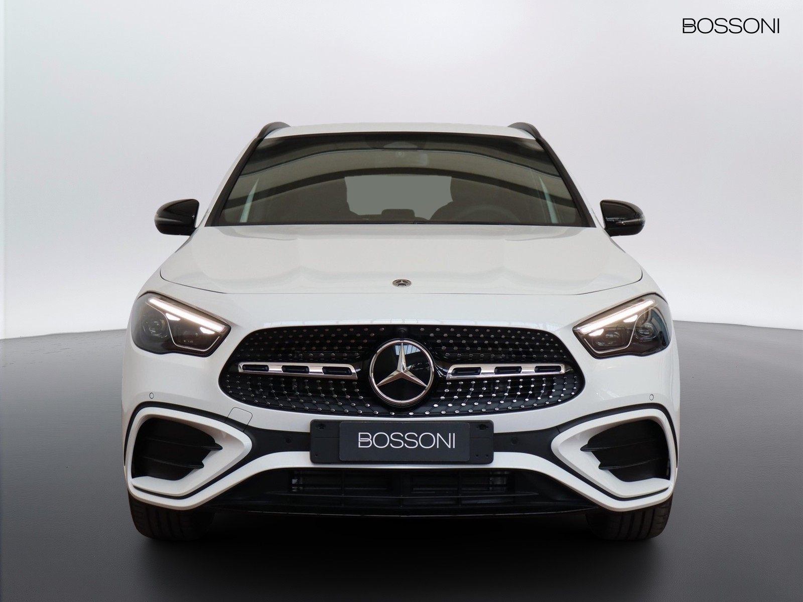 2 - Mercedes GLA 200 d amg line extra 8g-dct