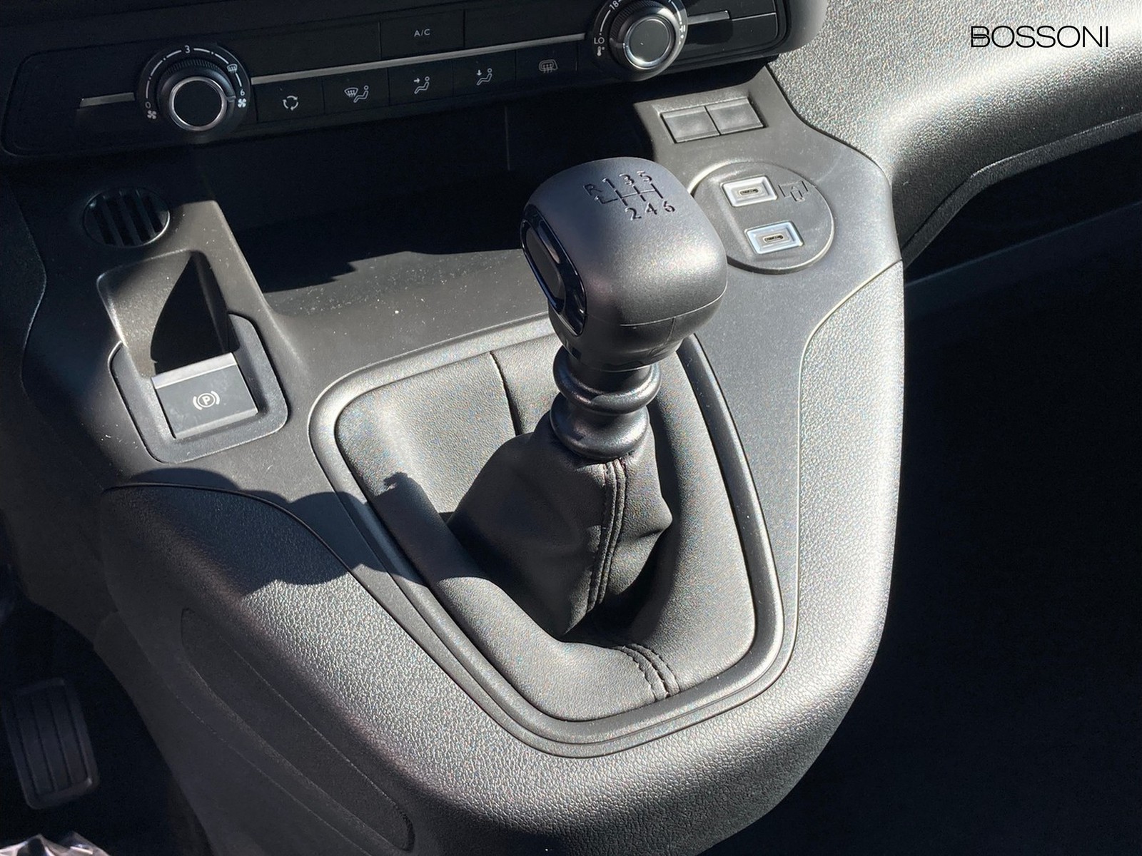 18 - Fiat Professional Doblò van m 1.5 diesel 100cv