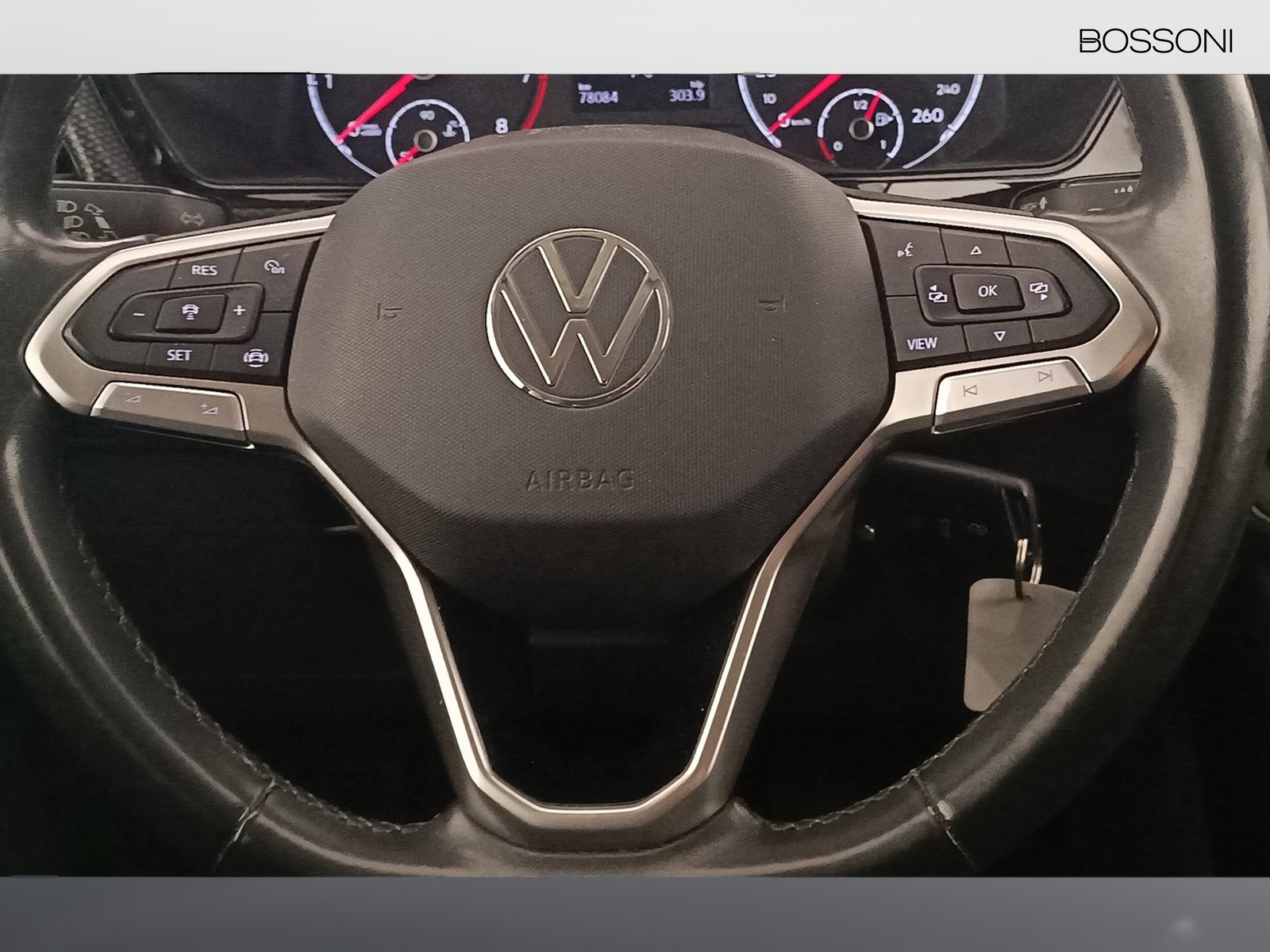 16 - Volkswagen T-Cross 1.0 tsi 110cv style