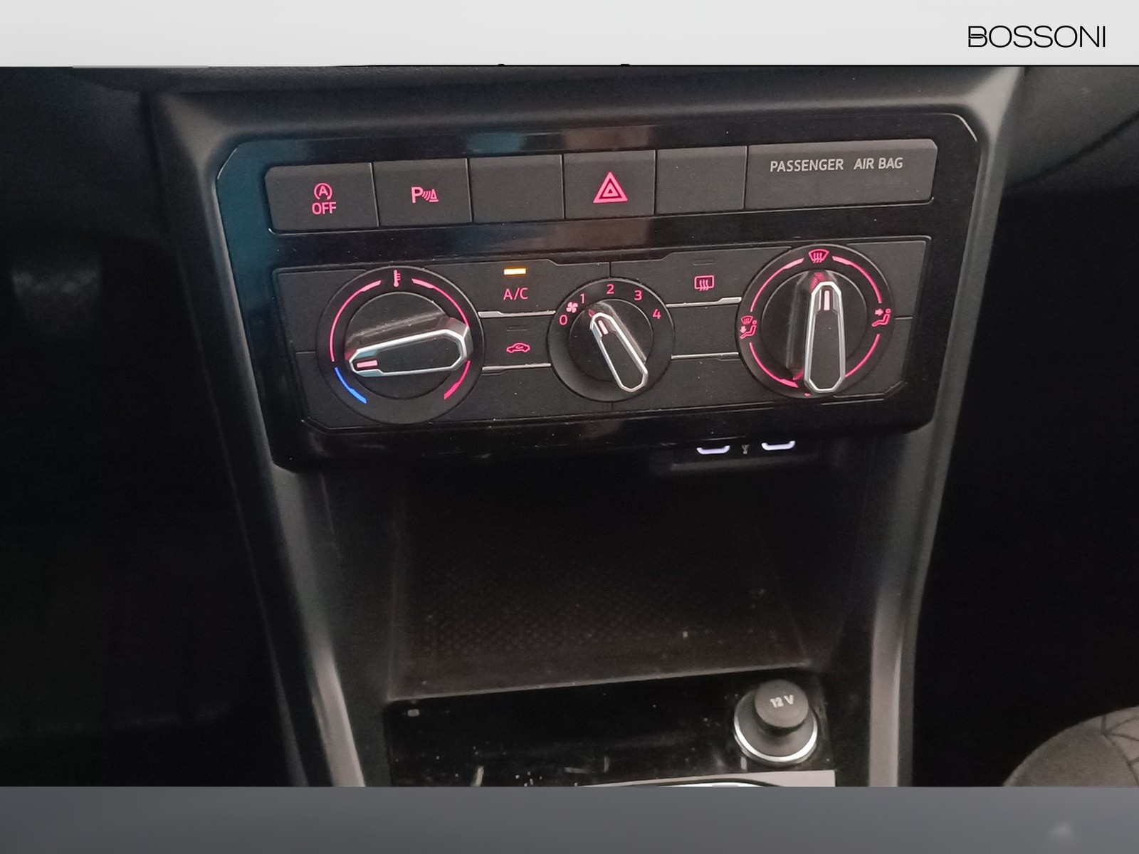 20 - Volkswagen T-Cross 1.0 tsi 110cv style