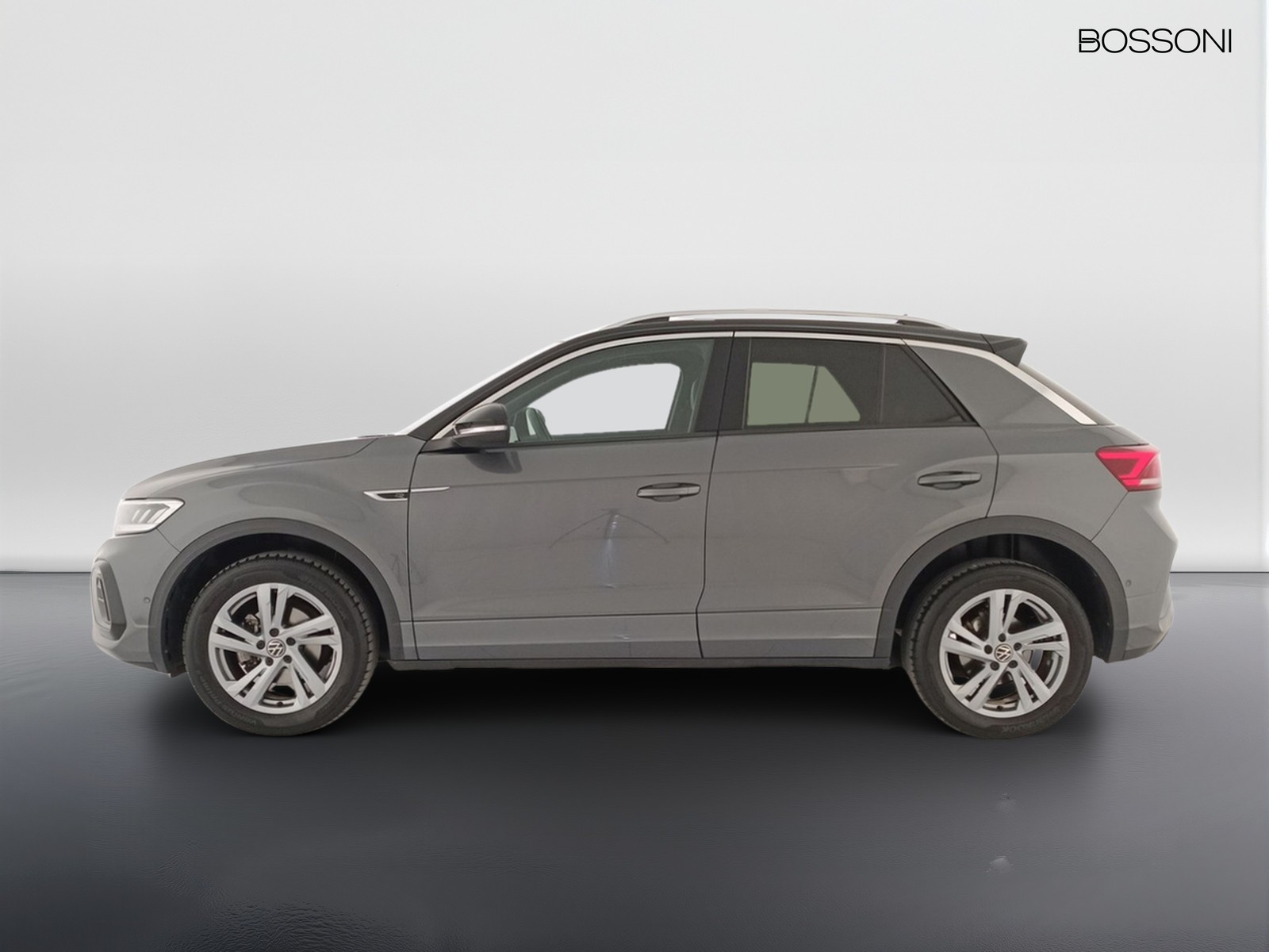 3 - Volkswagen T-Roc 1.0 tsi 110cv r line