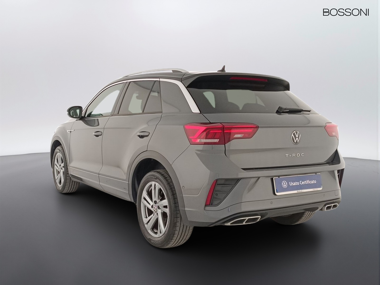 4 - Volkswagen T-Roc 1.0 tsi 110cv r line