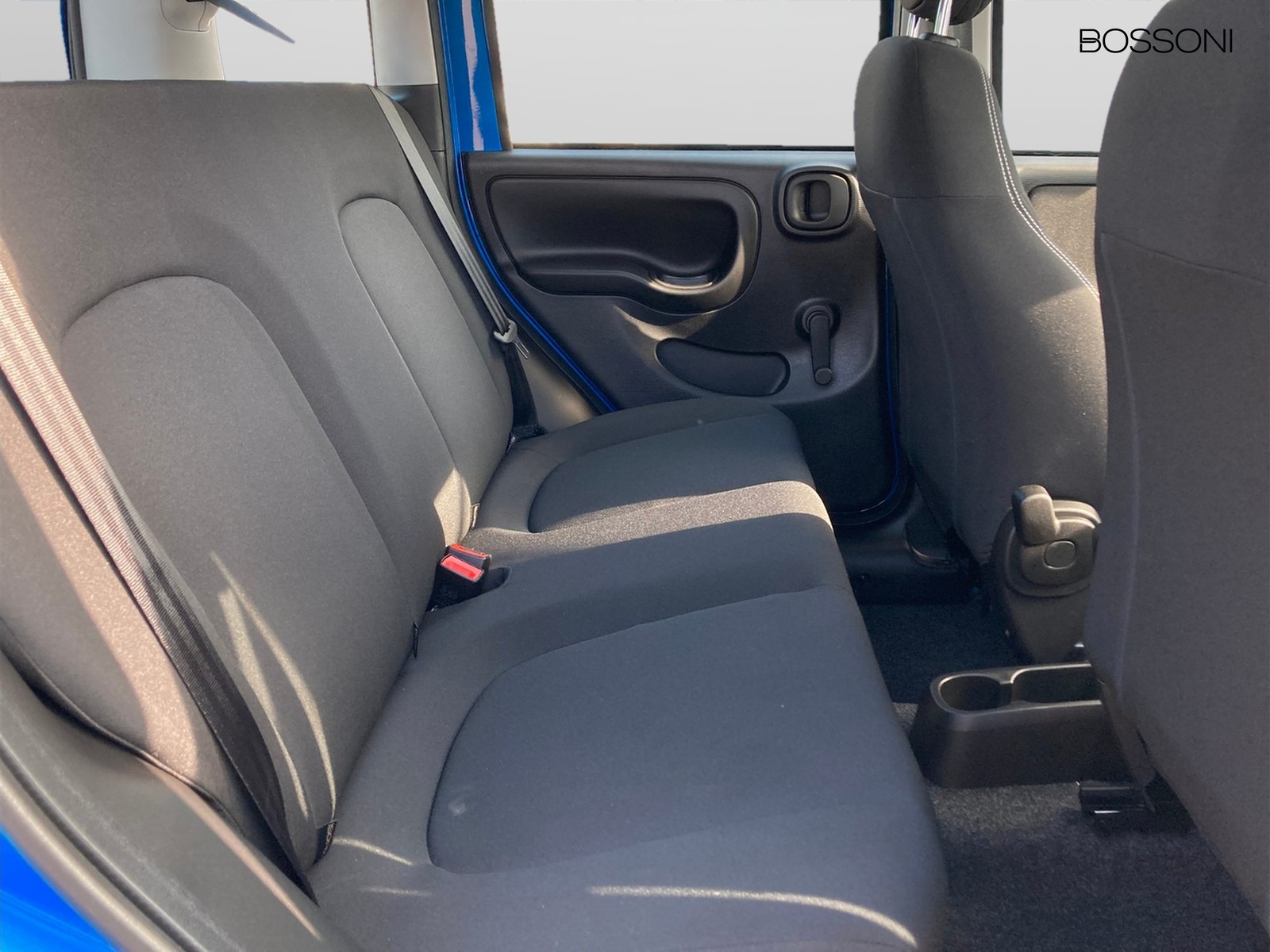 8 - Fiat Pandina 1.0 firefly hybrid 65cv pop s&s