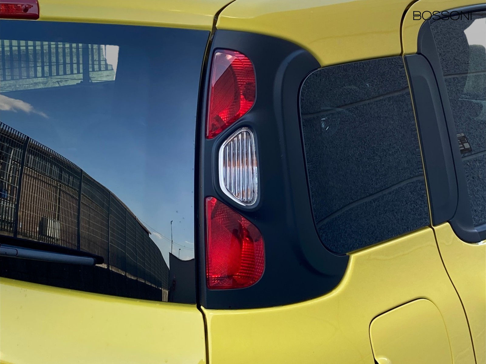 20 - Fiat Pandina cross 1.0 firefly hybrid 65cv cross s&s