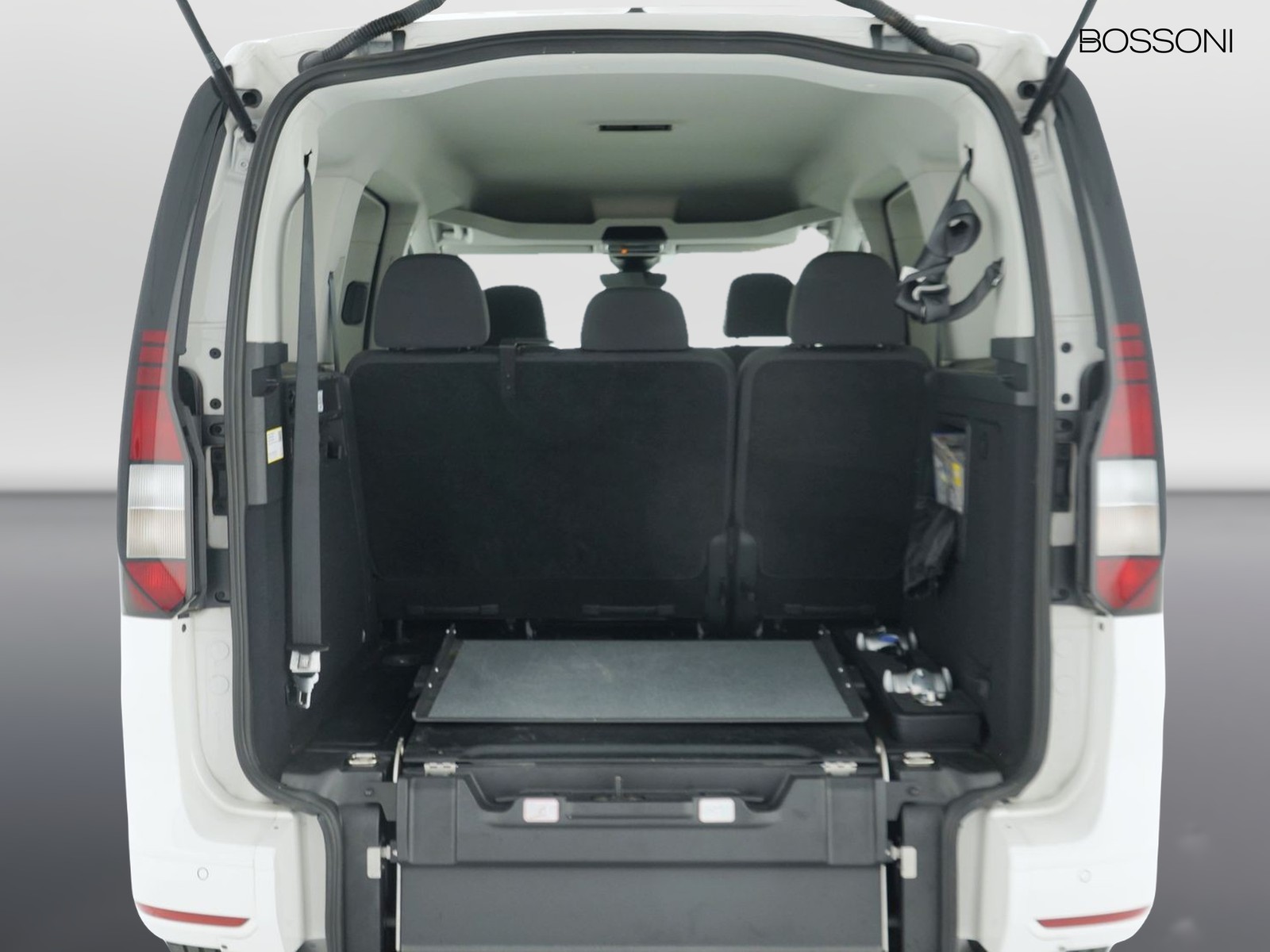2 - Volkswagen VIC Caddy 1.5 tsi 114cv style
