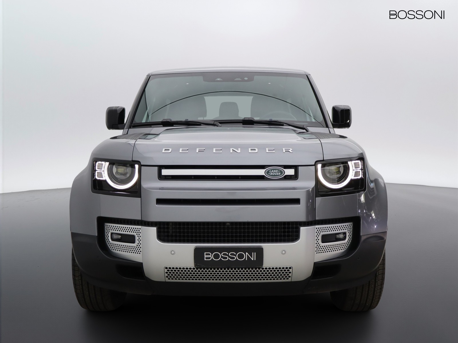 2 - Land Rover Defender 3.0 i6 mhev se awd auto