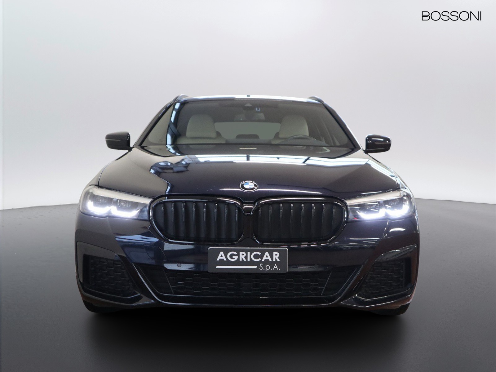 2 - BMW Serie 5 touring 520d mild hybrid 48v xdrive msport steptronic