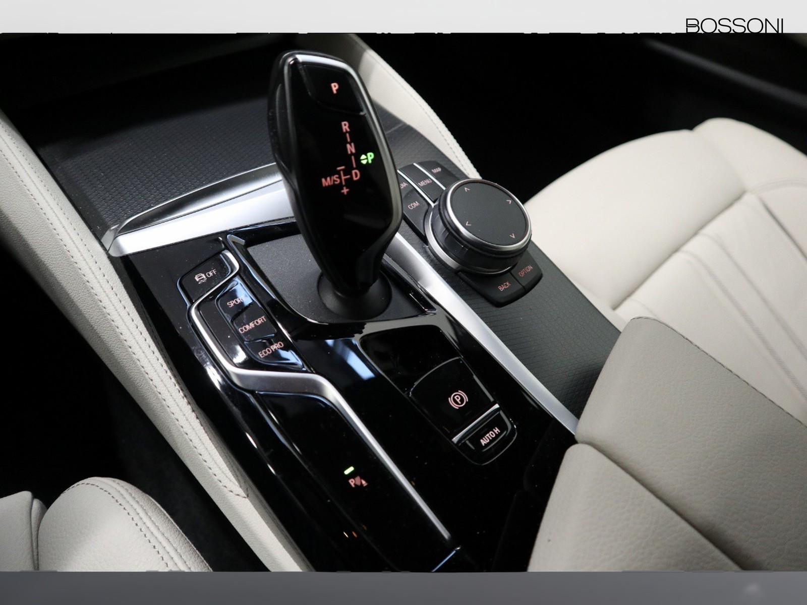 14 - BMW Serie 5 touring 520d mild hybrid 48v xdrive msport steptronic